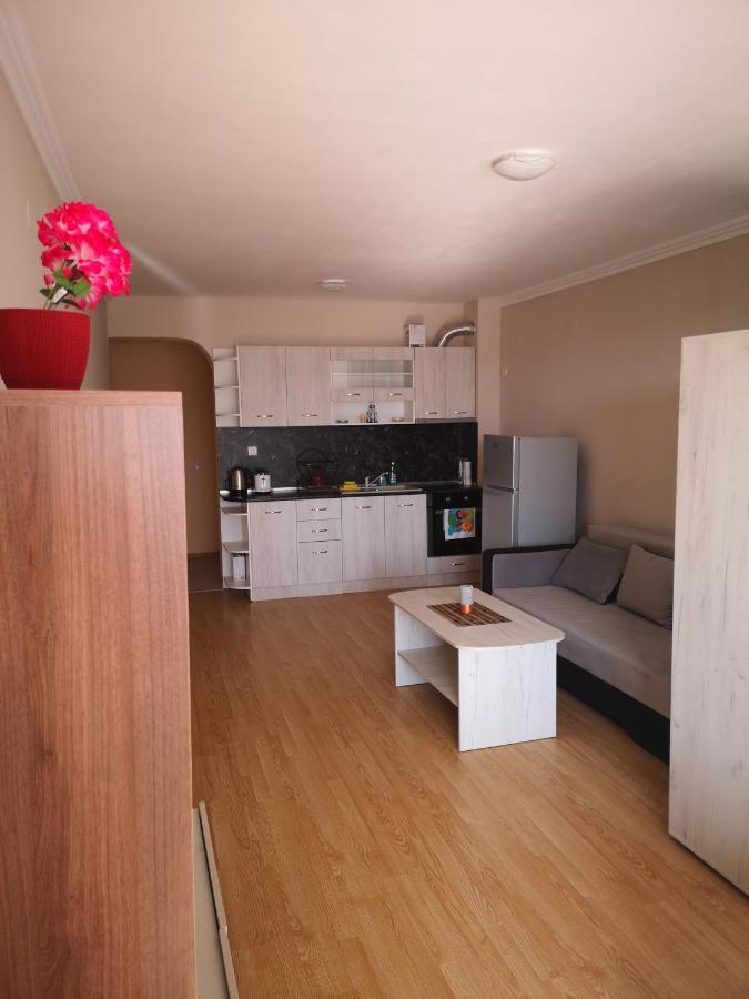 Seaview Apartment Complex Karia Kavarna Dış mekan fotoğraf